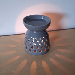 Alternative view of Grey Ceramic Teardrop Oil Burner